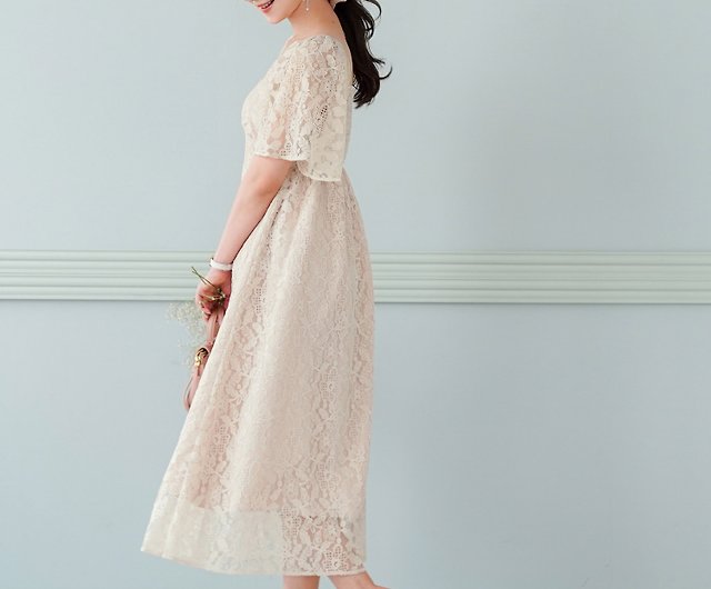 One Piece Lace Flared Sleeve Design Le Reve Vaniller Shop Joint Space One Piece Dresses Pinkoi