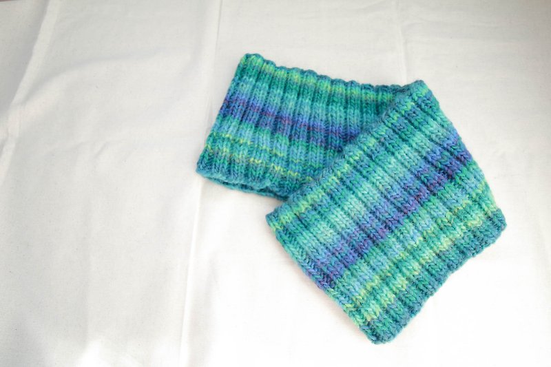 Araignee gradient color matching scarf / blue-green gradient scarf / elegant and bright - ผ้าพันคอ - ขนแกะ สีเขียว