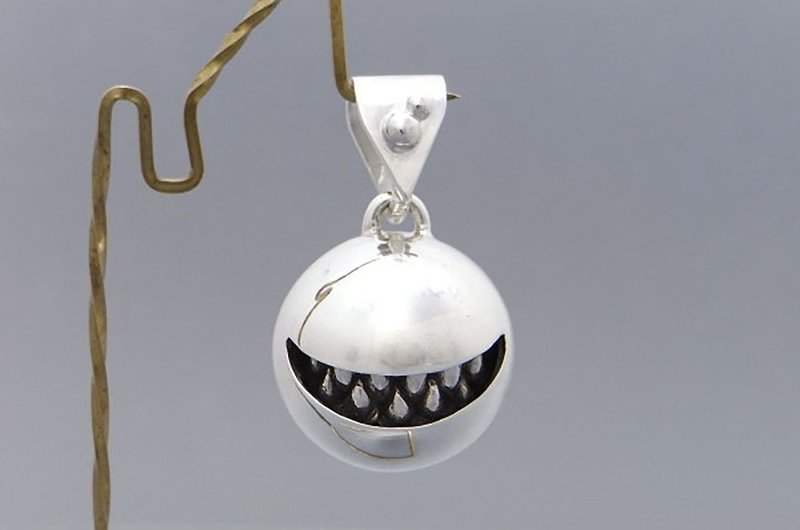 smile ball L_P Type: B (s_m-P.28B) only pendant top without a chain 沒有銀鍊 - Necklaces - Sterling Silver Silver