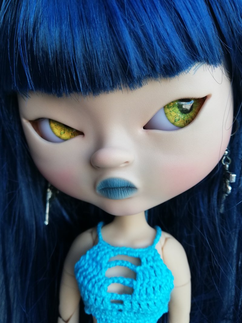 Blythe Asian custom doll blue hair OOAK gothic doll - 公仔/玩偶 - 塑膠 藍色