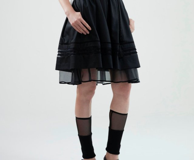 Layered on sale skirt brand