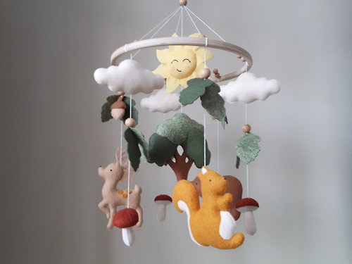 Felt Dreams Designs Mobile baby nursery decor woodland, crib mobile with forest animals, cot mobile