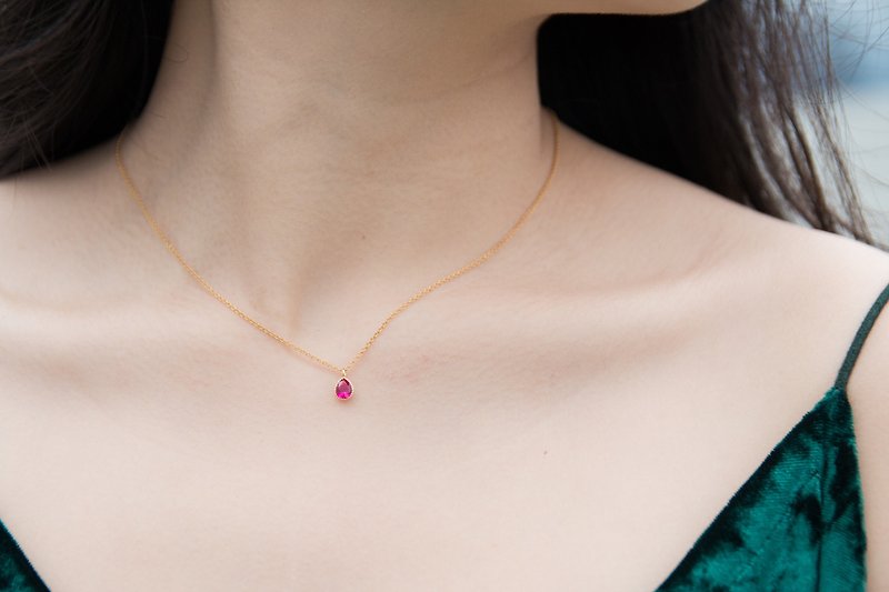 Pomegranate Rose water droplets zircon clavicle gold necklace - Necklaces - Other Metals Red
