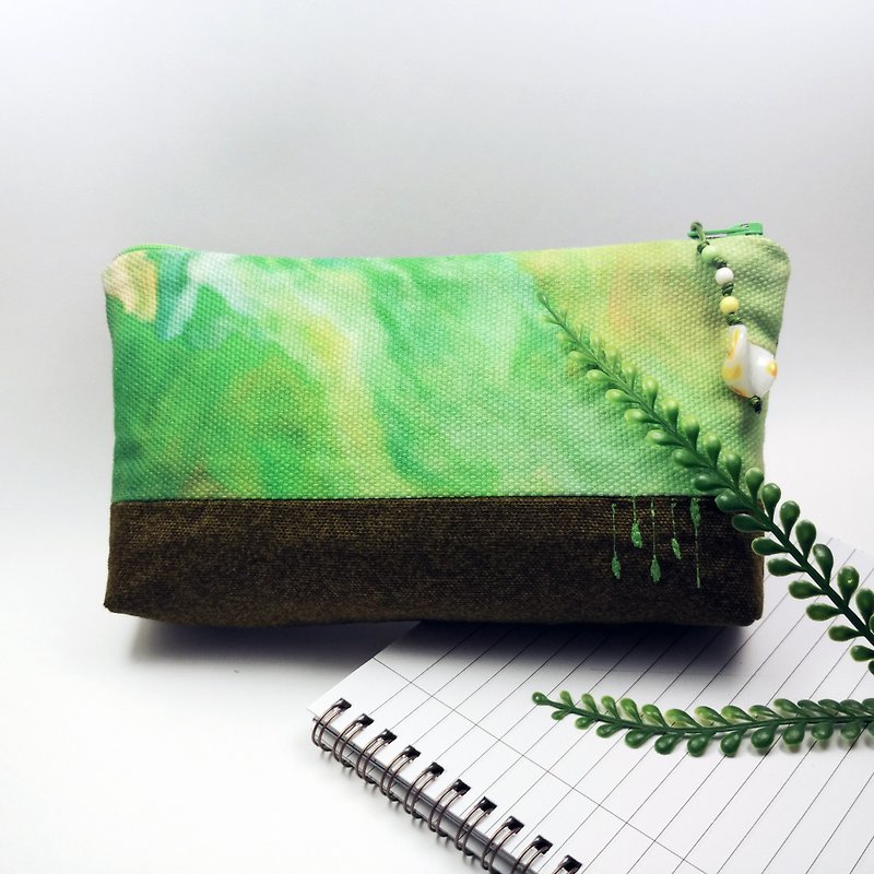 greenpearl。 your colors - cosmetic bag / zipper bad / pencil bag - กระเป๋าเครื่องสำอาง - ผ้าฝ้าย/ผ้าลินิน สีเขียว