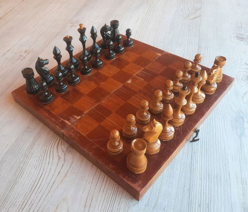 RetroRussia Soviet old chess set Zvenigorod — vintage Russian wooden chess set 1950s-1960s
