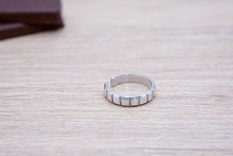 Chocolate Open Ring - แหวนทั่วไป - เงินแท้ สีเงิน