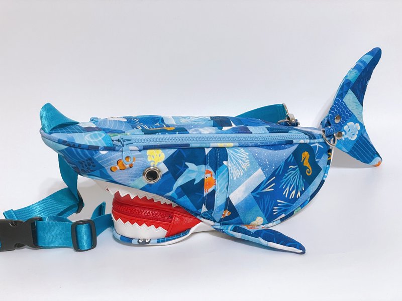 Childlike three-dimensional shark cross-body bag - Messenger Bags & Sling Bags - Cotton & Hemp Blue