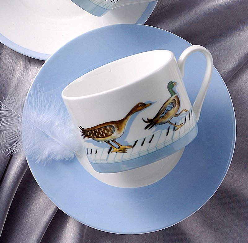 I wish you a happy life (cup) - hand-painted bone china cup and saucer - mallard piano sonata - Mugs - Porcelain White