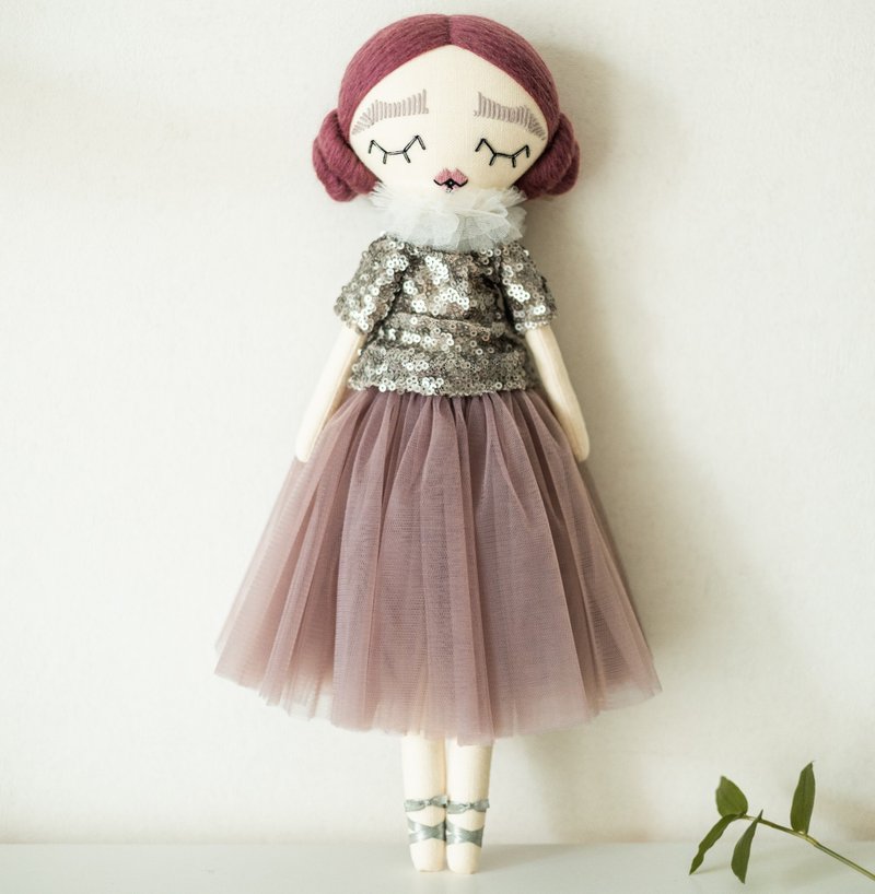 Handmade rag doll 13,5 inches (35 cm) long / Heirloom aesthetic interior doll - 玩偶/公仔 - 亞麻 紫色