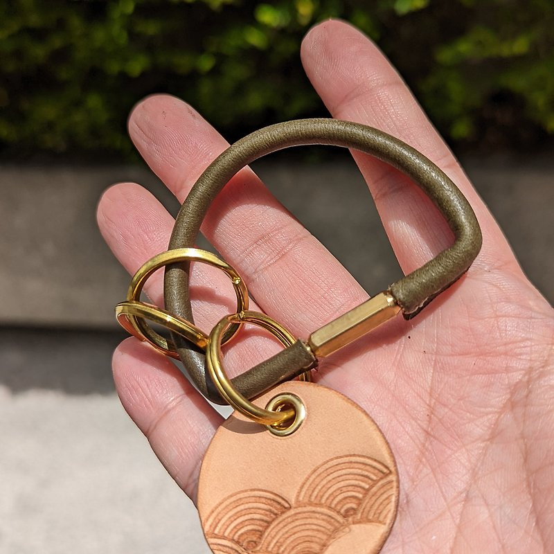 回到過去-D型黃銅真皮鑰匙圈 - 鑰匙圈/鎖匙扣 - 真皮 多色