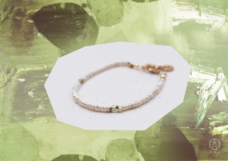 Birthstone -Peridot olive Stone pearl bracelet August - สร้อยข้อมือ - เครื่องเพชรพลอย สีเขียว