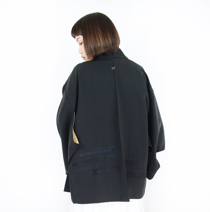 Back to Green :: Japan bring back kimono feather weave hidden striped engraving // men and women can wear // vintage kimono (KI-133) - Women's Casual & Functional Jackets - Silk 