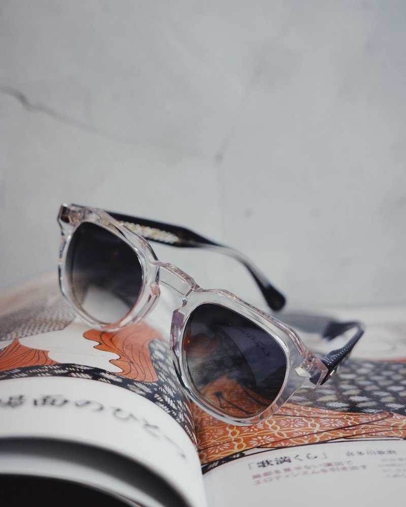 Vatic Vintage Optical Soto Crystal Pure / Black 8mm厚切膠卷 - 眼鏡/鏡框 - 其他材質 透明