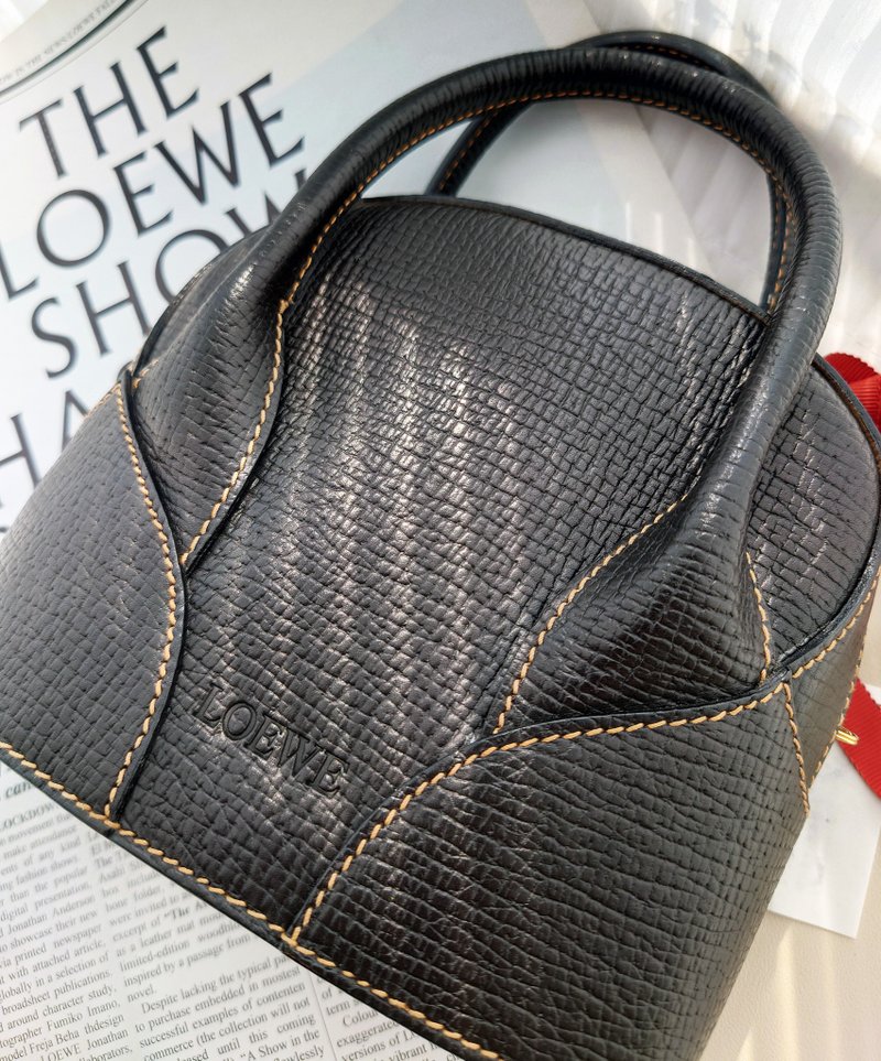 中古美品 Loewe樹皮紋手拎手挽袋單肩包單肩包側揹包斜揹包斜挎包 - 側背包/斜背包 - 真皮 黑色