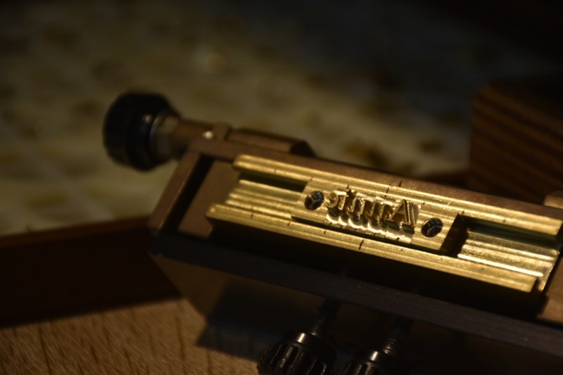 緊急注文20％手数料 - 革細工 - 革 ブラウン