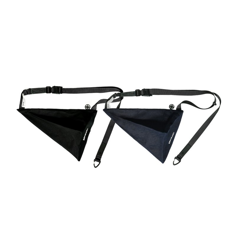 .67ARROW BLOCKADE_SHOULDER BAG_立體三角肩背包 小包 側背包 - 側背包/斜背包 - 棉．麻 多色