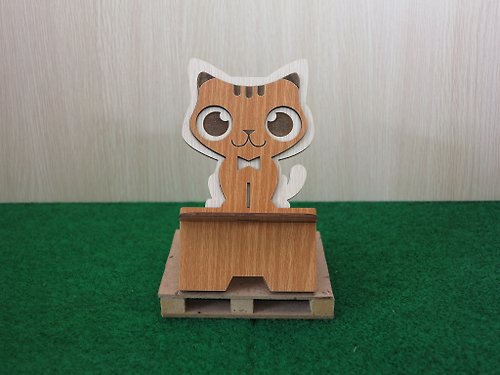 木頭方程式 【教師節禮物】木頭手機座─大眼貓咪