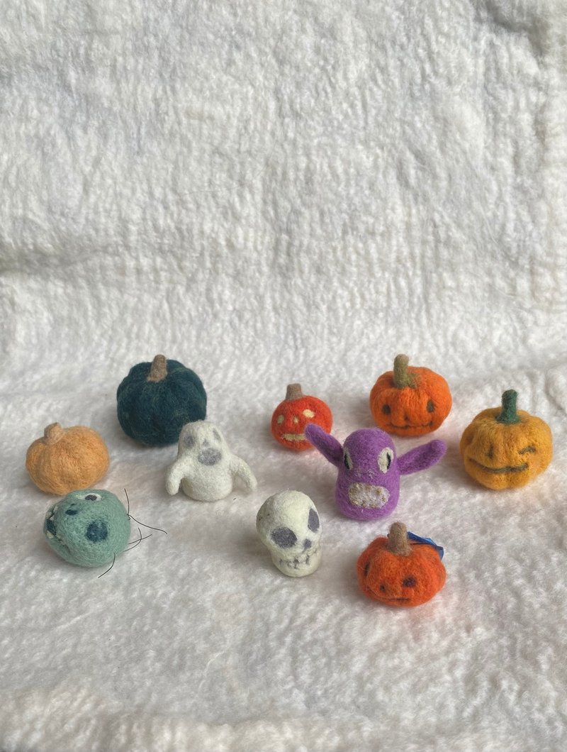 Halloween Fluorescent Ghost Skeleton and Pumpkin Head Wool Felt Class - เย็บปักถักร้อย/ใยขนแกะ/ผ้า - ขนแกะ 