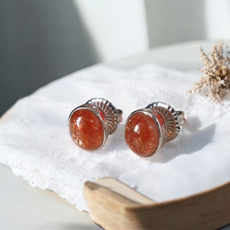 ต่างหู Sunstone ขนาด 9×7 mm ตัวเรือน silver 925 white gold plated - ต่างหู - เครื่องประดับพลอย สีส้ม