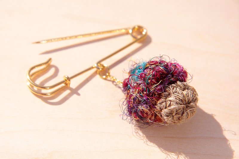 Forest Department of Forestry girl hand woven cotton Linen brooch / pin / pin crochet / Crochet brooch - Fluid line Sari mushrooms brooch (mixed color purple peach) - เข็มกลัด - ผ้าฝ้าย/ผ้าลินิน หลากหลายสี