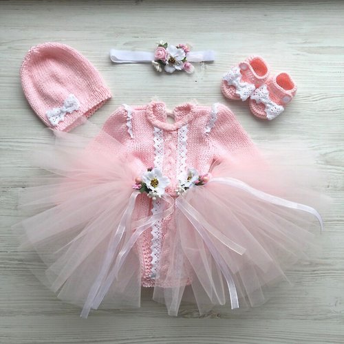 V.I.Angel Hand made pink color with white lace outfit: romper, hat, headband, skirt, shoes