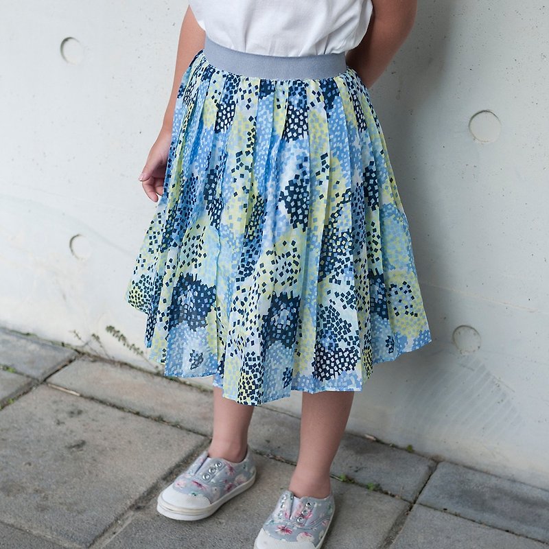 Small square flowers blue print chiffon pleated skirt _ child models - Other - Cotton & Hemp Blue