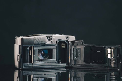 RICOH RZ-750 DATE＃649＃135フィルムカメラ - ショップ Rick