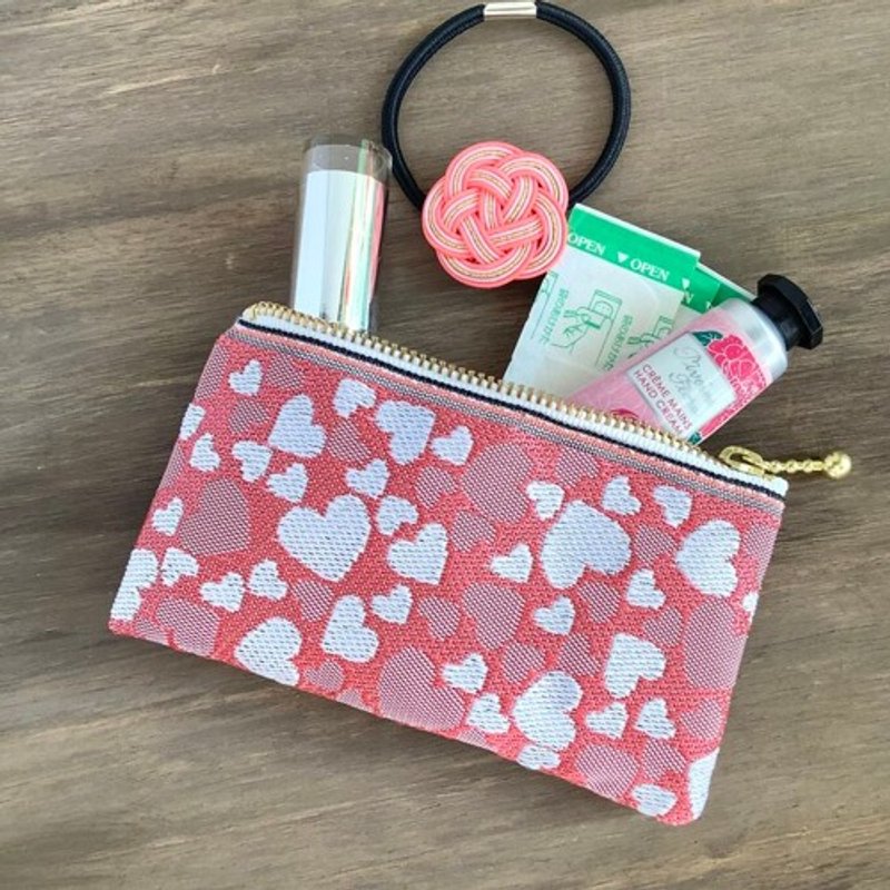 Pouch made of heart-patterned tatami edges - Toiletry Bags & Pouches - Other Materials Pink