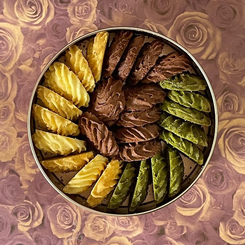 Taichung Souvenirs - Xiong Jieqiao Iron Box Cookies Gift Box Comprehensive Flavor (Original + Chocolate + Matcha - Handmade Cookies - Other Materials Yellow