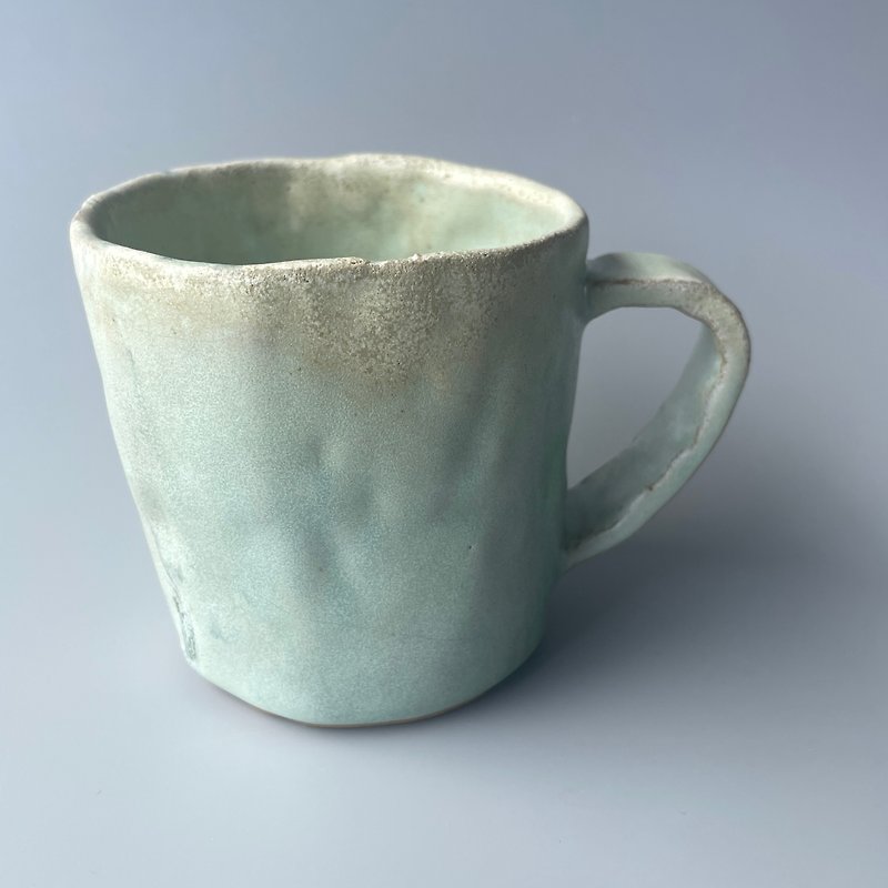 @studio_florero グリーンカップ - マグカップ - 陶器 グリーン