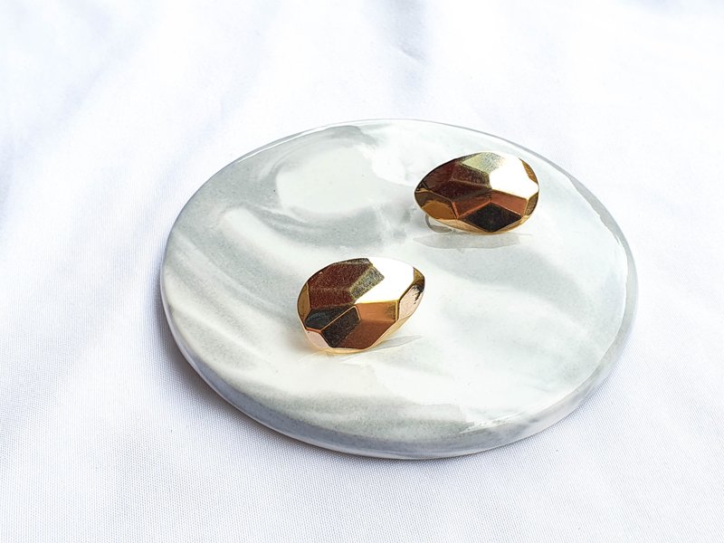 [The United States brings back Western antique jewelry] 1980s retro Avon gorgeous era clip-on earrings - ต่างหู - โลหะ 