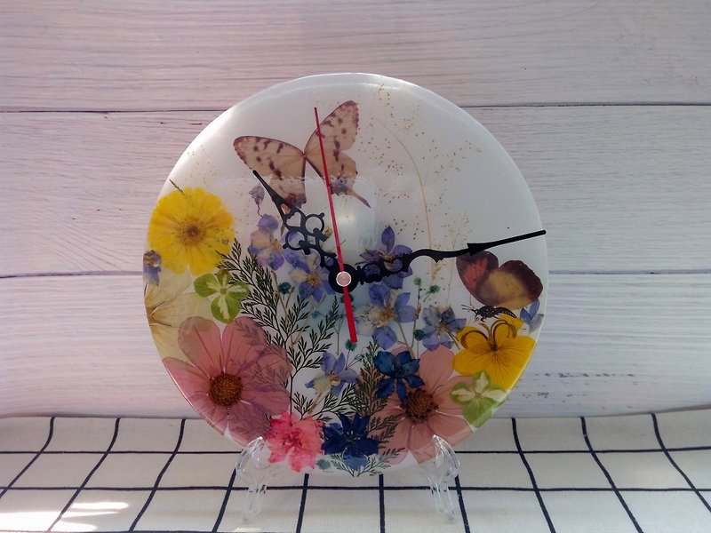 Dry Flowers, Pressed Flowers, Flowers Wall Clock,  Butterfly