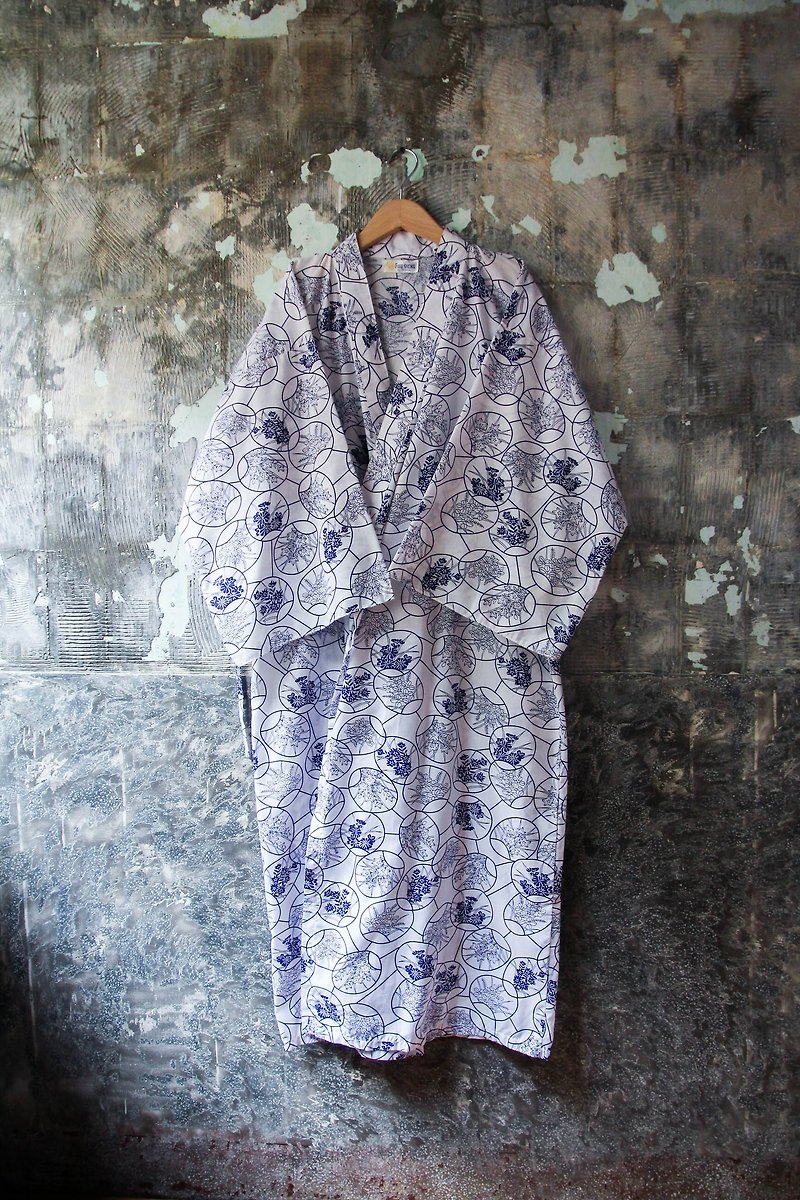 裊裊百貨公司-Vintage 日式圓形花卉浴衣罩衫 復古著 - 女大衣/外套 - 棉．麻 
