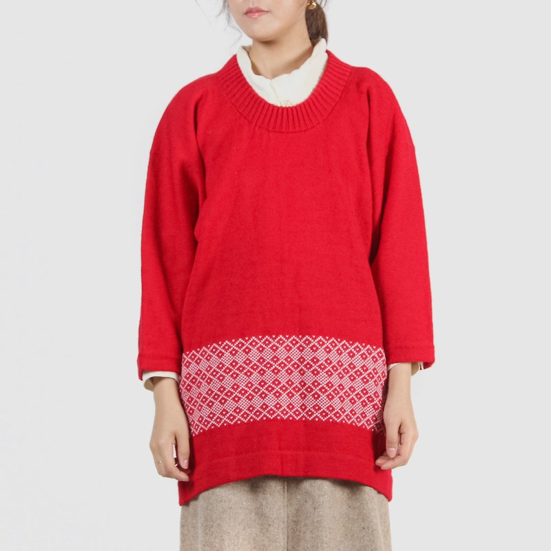 [Egg plant vintage] red trough rice and kimono wide-sleeved vintage sweater - Women's Sweaters - Wool Red