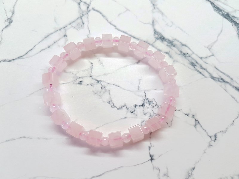 CJ01. Pink Crystal Square Bead Hand Beads