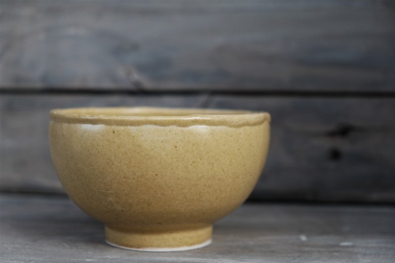蘇三  - 陶器 生活食器 陶碗 情人節 - 碗 - 陶 黃色