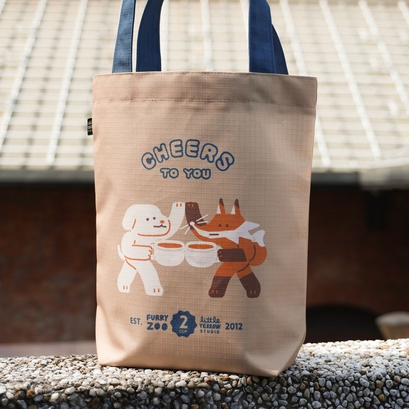 防潑水手提袋 環保袋 購物袋 - 狗狗狐狸茶 - 手提包/手提袋 - 聚酯纖維 卡其色