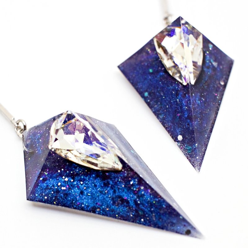 Sharp Pyramid Dangle Earrings (Great Meteor) - ต่างหู - เรซิน หลากหลายสี