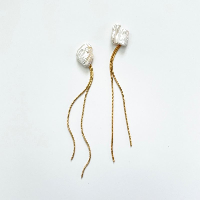 Keshipearl and chain stud earrings - Earrings & Clip-ons - Pearl White