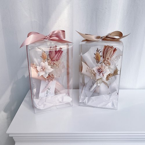 WEIWEI FLOWER 威威花藝設計 母親節禮盒/客製化禮物 乾燥花束 永生花束 畢業花束