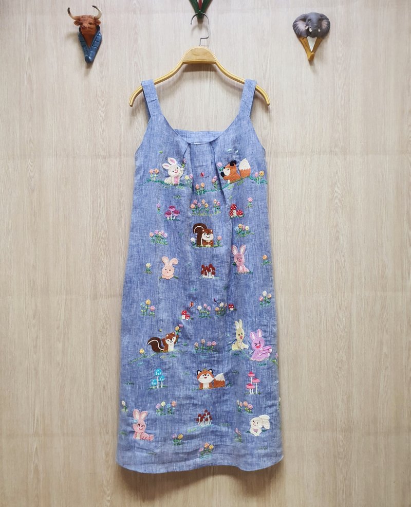 手工刺繡連衣裙、狐狸、兔子、刺猬、松鼠、花、蘑菇 - 女裝上衣 - 繡線 藍色
