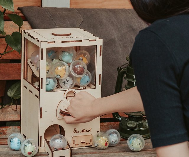Workshop(s)】Cute wooden coin-operated gashapon machine making class -  customized for 1 person - Shop Fun-Maker design Woodworking / Bamboo Craft  - Pinkoi