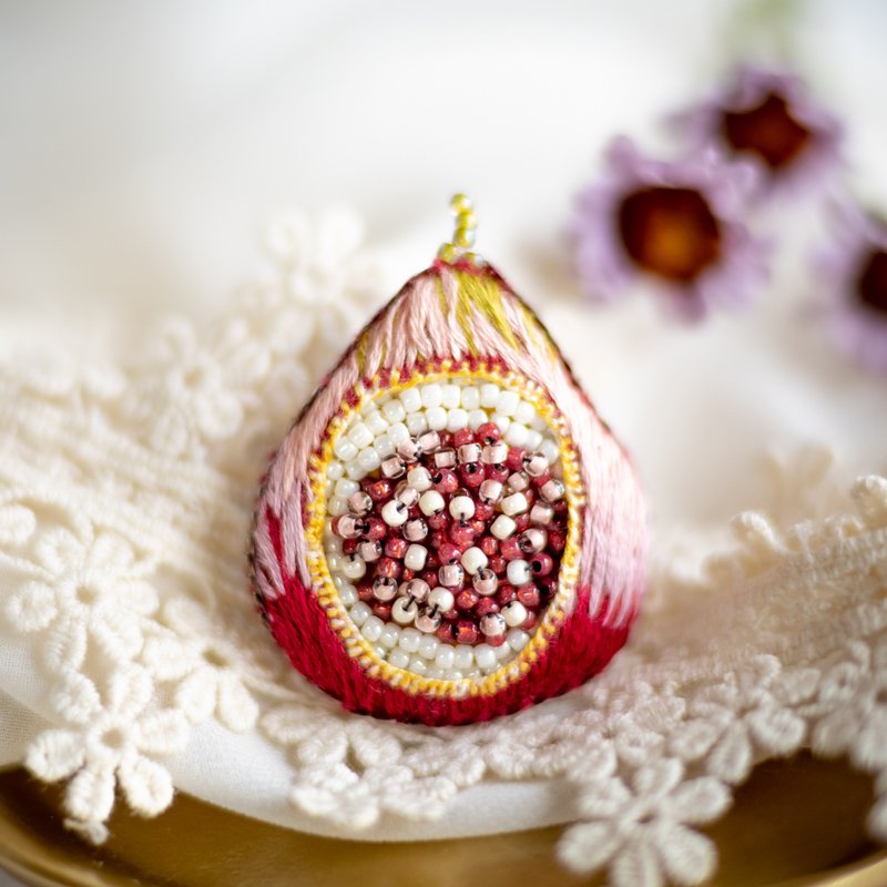 Young Fig Brooch, Hand Embroidered and Beaded, Brooch Storage Pouch Gift - เข็มกลัด - งานปัก สีแดง