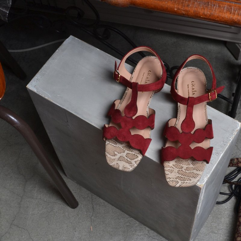 8611 Cherry Burti Donut Sandals - Sandals - Genuine Leather Red