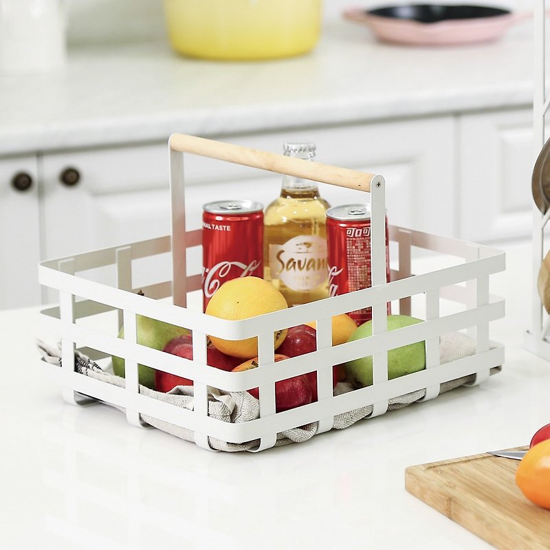 [Slowly] Japanese style groceries portable storage iron basket storage picnic camping fruit basket basket - ชั้นวาง/ตะกร้า - โลหะ ขาว