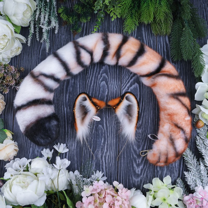 Realictic Tiger Ears and Tail Set Faux Fur Ears and Tail Set - เครื่องประดับผม - ไฟเบอร์อื่นๆ สีส้ม