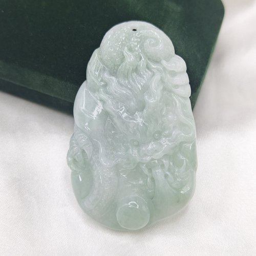 緣圓翡翠 天空藍冰潤 龍牌 吊墜 牌件 | 天然緬甸玉A貨翡翠