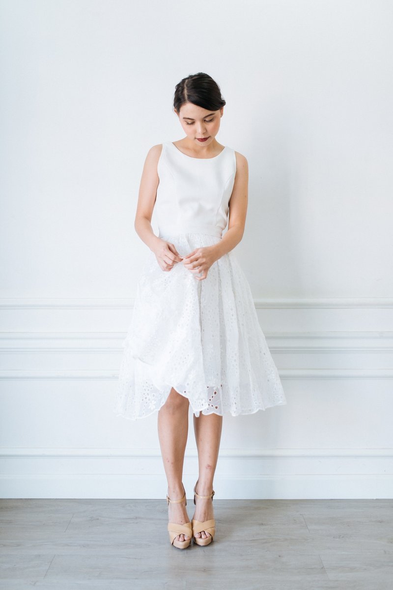 Miranda Swing dress - 洋裝/連身裙 - 繡線 白色