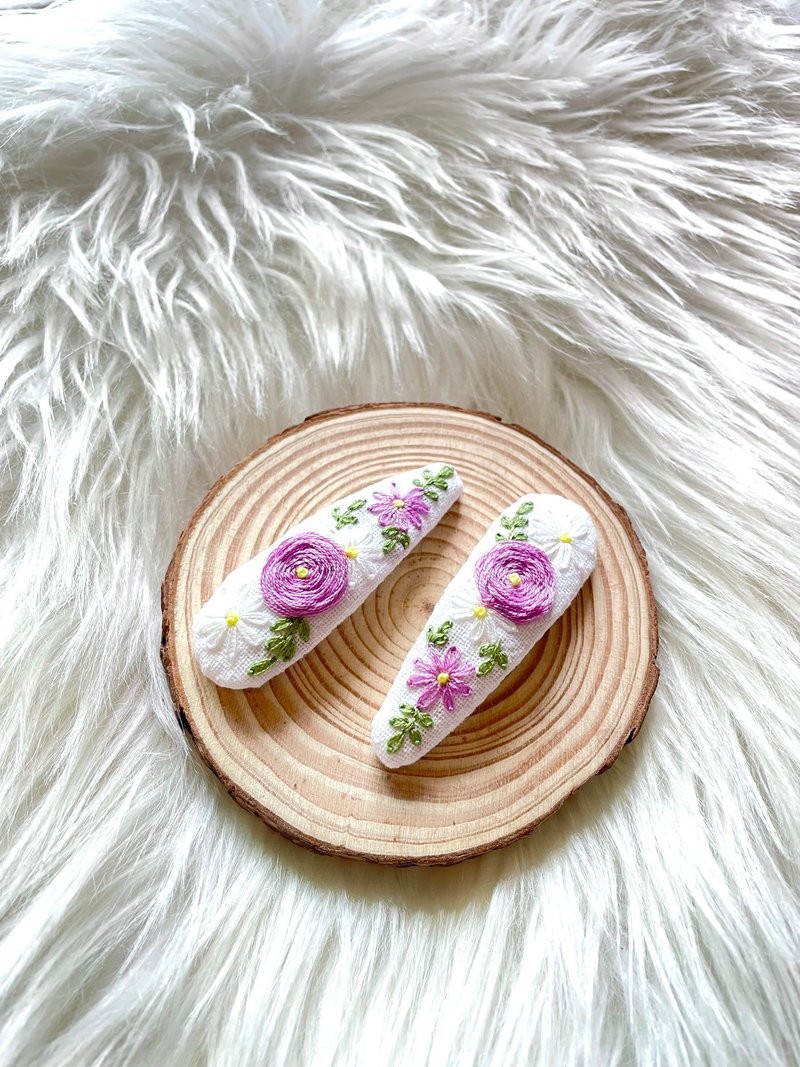 繡花花髮夾 2 件套 可愛柔和刺繡髮夾 - 髮夾/髮圈 - 棉．麻 紫色