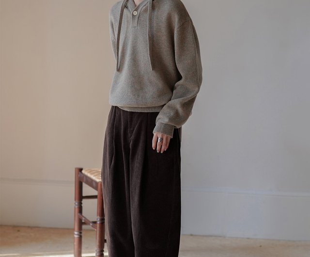 Corduroy high-waisted balloon pants | Pants | Autumn and